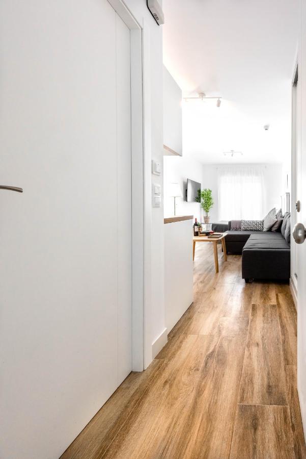 Apartamentos Toboso Plaza 内尔哈 外观 照片 A micro apartment in Berlin